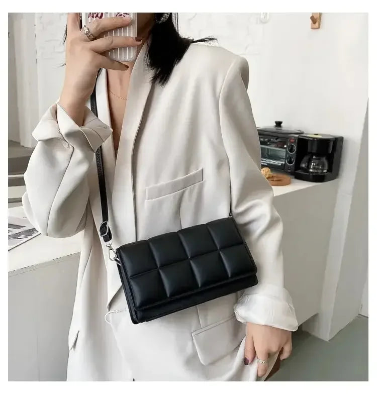 VeroTorri Classic Mini Bag – Feminine Elegance in PU Leather