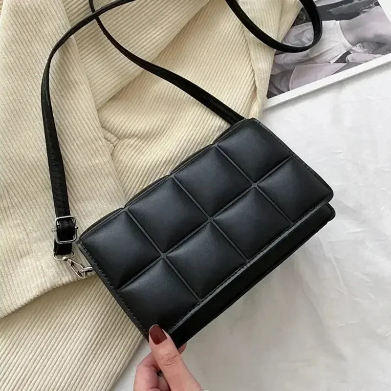 VeroTorri Classic Mini Bag – Feminine Elegance in PU Leather