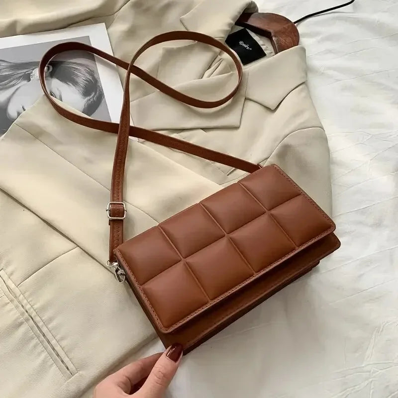 VeroTorri Classic Mini Bag – Feminine Elegance in PU Leather